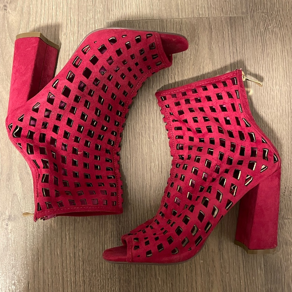 Bright Pink Caged Heel
